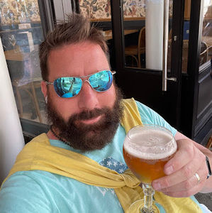 Meet your Posher, Aaron